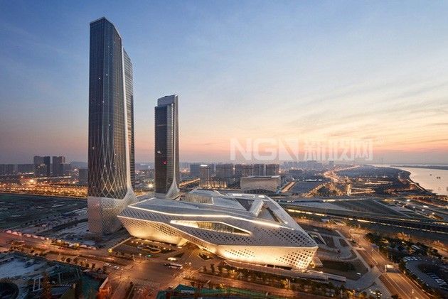 點(diǎn)擊打開原圖 南京青奧中心